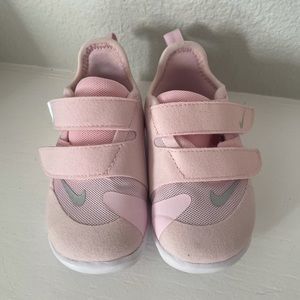 Pink Baby Nike Free Shoes US 6